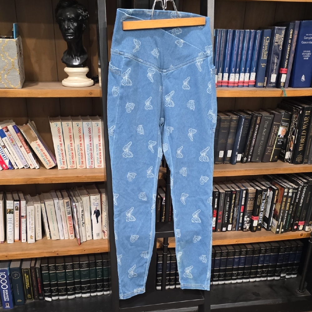 New! Nwver Worn! Blue Butterfly Women's Jeans, Size M
